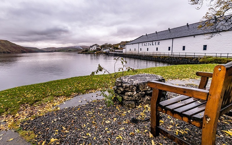 SilverOpus Travel Tours - Destination UK Scotland Whiskey Distillery